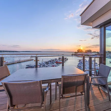 Auszeit, Yoga-apartment Mit Kamin & Balkon In Der Hafenresidenz Διαμέρισμα Βάρεν